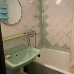 139а проспект добровольского уютная трех комнатная в одессе Apartman