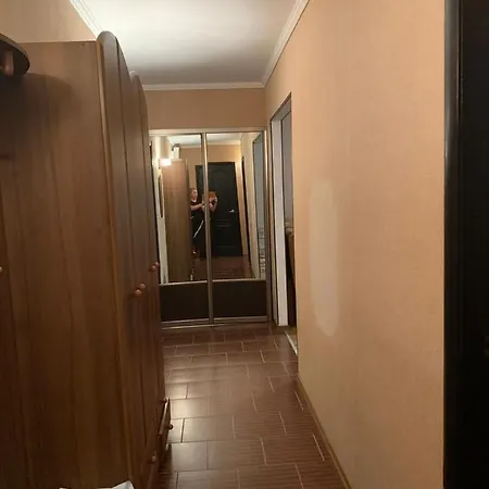 Apartment 139а проспект добровольского уютная трех комнатная в одессе