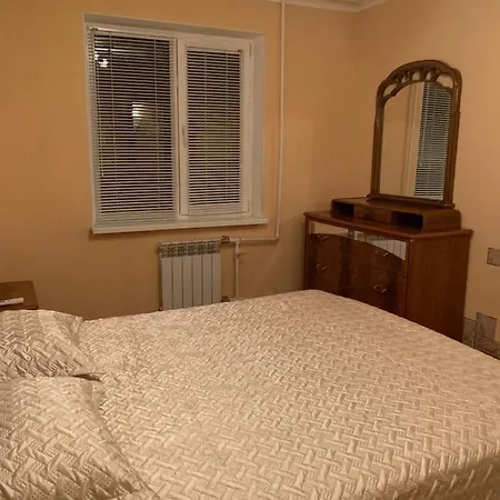 Apartment 139а проспект добровольского уютная трех комнатная в одессе