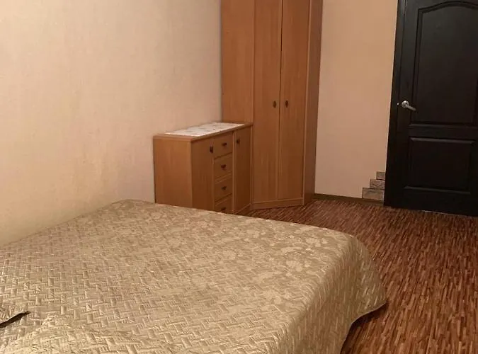 139а проспект добровольского уютная трех комнатная в одессе Apartment Odessa