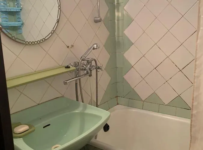 139а проспект добровольского уютная трех комнатная в одессе Apartment