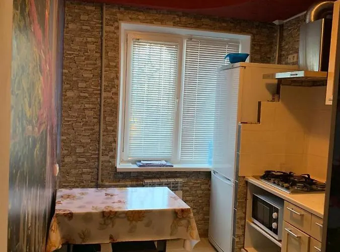 139а проспект добровольского уютная трех комнатная в одессе Apartman *